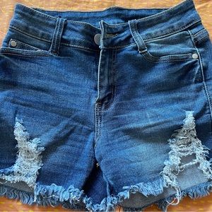Women’s distress denim shorts size 3/4